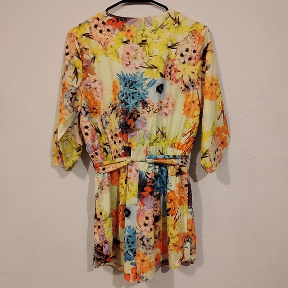 Gianni Bini Floral Erynn Romper - Picture 7 of 10